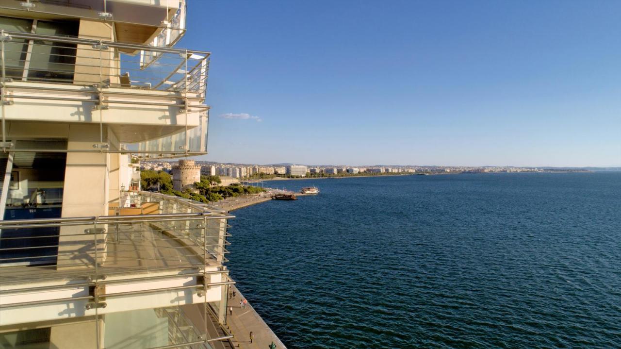 Daios Luxury Living Tessalónica Exterior foto View of the Gulf of Thessaloniki from Nikis Avenue