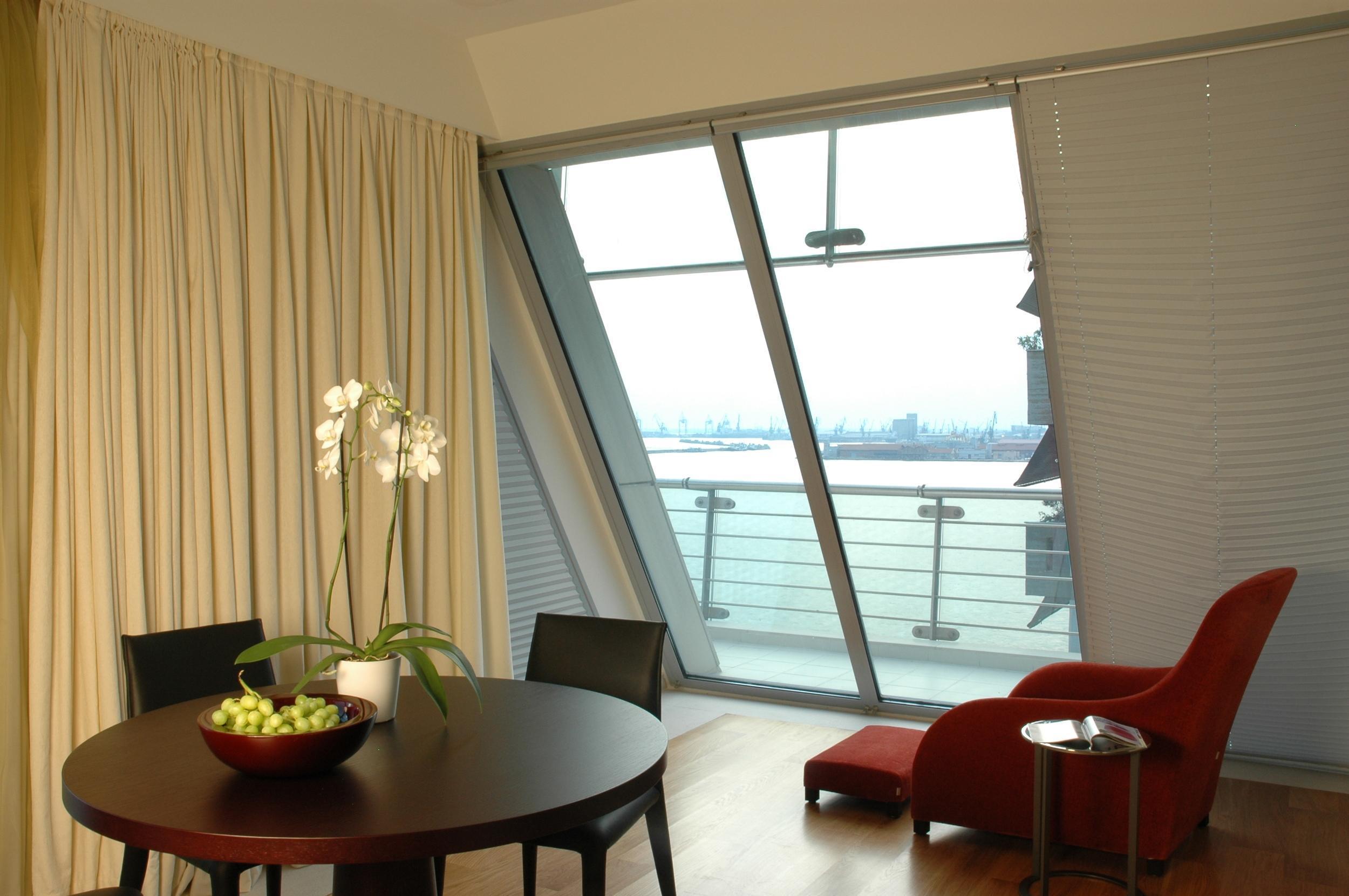 Daios Luxury Living Tessalónica Exterior foto Honeycomb blinds